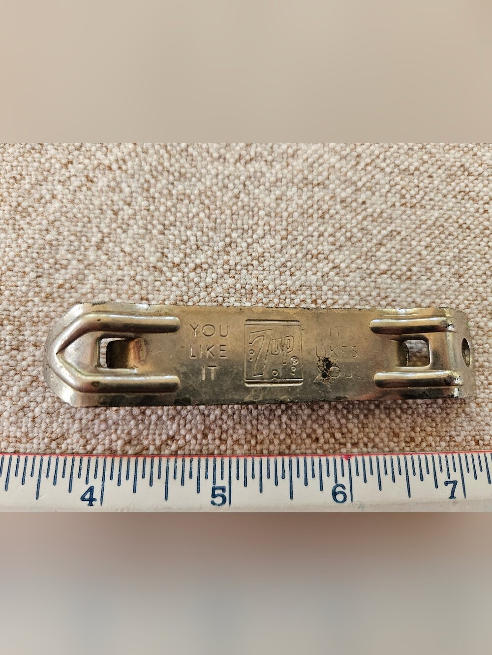 VINTAGE - 7UP - YOU LIKE IT - IT LIKE YOU - BOTTLE OPENER